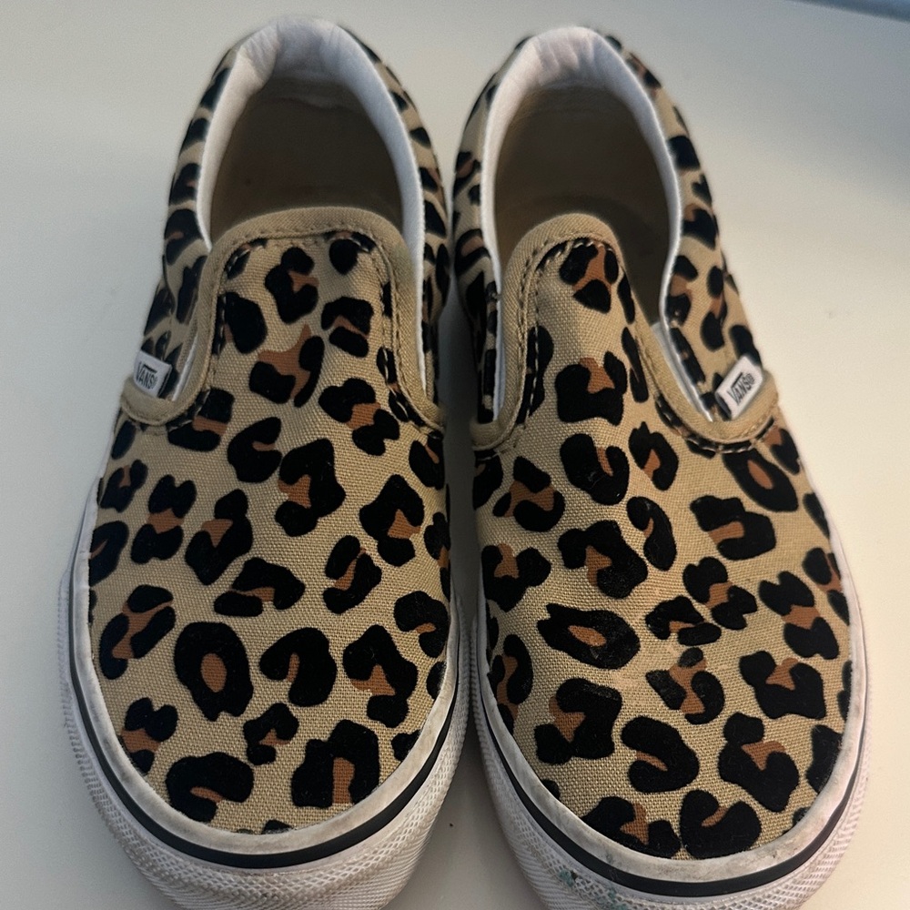 Vans Kids Leopard Print Slip-On Sneakers